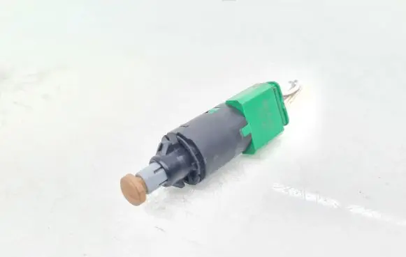 Peugeot 407 Brake pedal sensor switch 21322E