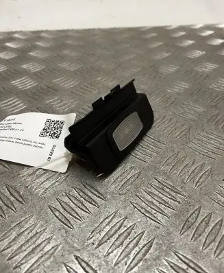 Mercedes-Benz C W205 Other interior light A0009063904