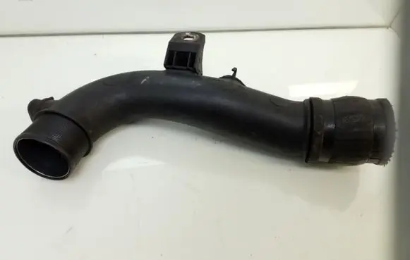Toyota Avensis T250 Intercooler hose/pipe 173620R010