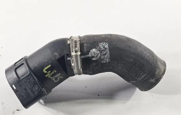 Audi A3 S3 8V Turbo air intake inlet pipe/hose 04L145762AD