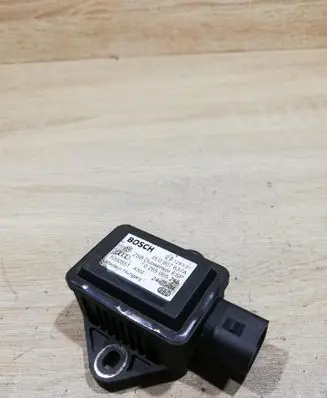 Volkswagen PASSAT B5.5 ESP acceleration yaw rate sensor 8E0907637A 0265005245