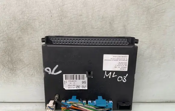 Mercedes-Benz ML W163 SAM control unit 1635457032 05371056