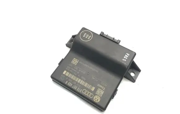 Audi A4 S4 B8 8K Gateway control module 8T0907468R K2347
