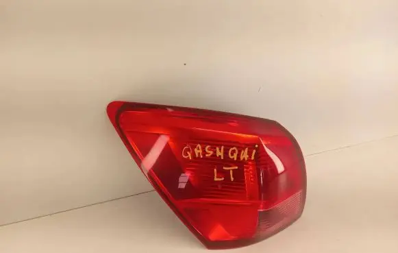 Nissan Qashqai Rear/tail lights