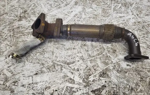 Audi A6 S6 C6 4F Exhaust manifold