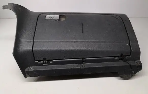 Volkswagen Golf V Glove box 1K1857290 1355D300465 1K1857289
