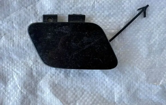 Audi A3 S3 8V Front tow hook cap/cover 8P0807241B KAU355