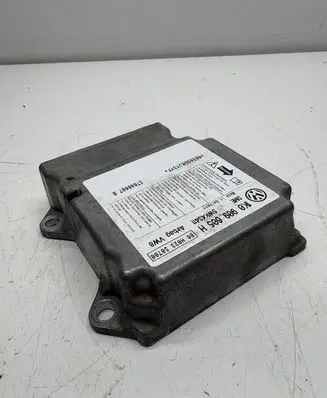 Volkswagen Golf V Airbag control unit/module 1K0909605H 37040607 06H023S0700
