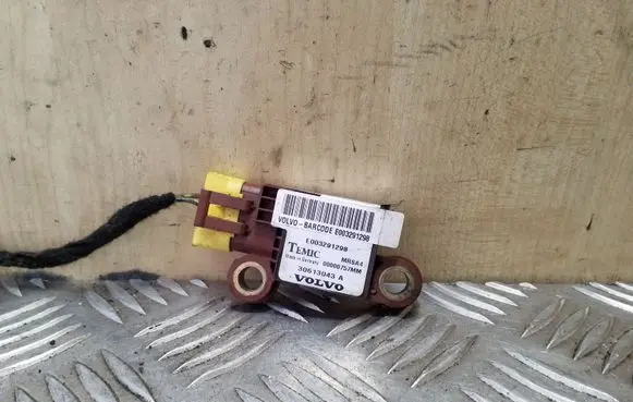 Volvo S40, V40 Airbag deployment crash/impact sensor 30613043A 00000757MM