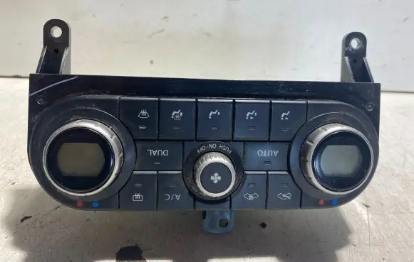Nissan Qashqai Climate control unit 27500JD40B C7404 A02000A7703000