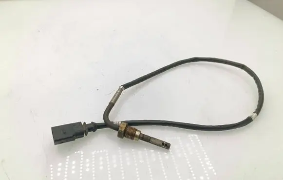 Volkswagen Transporter - Caravelle T5 Exhaust gas temperature sensor 03L906088FC