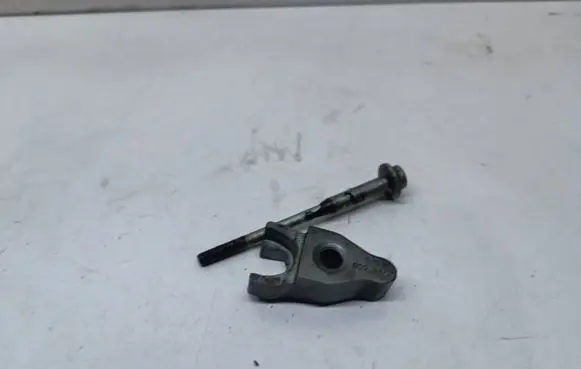 Audi Q7 4M Fuel Injector clamp holder 059216K