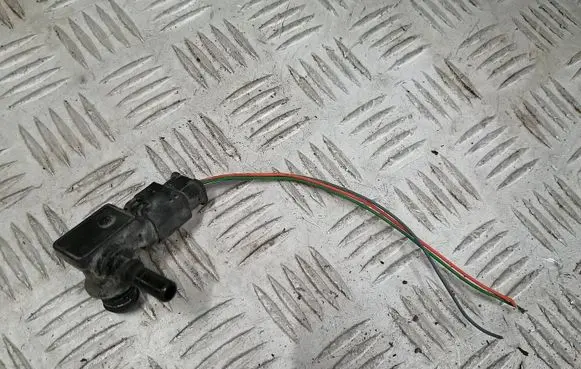 Citroen Berlingo Vacuum valve 9810806380 83MPP0801