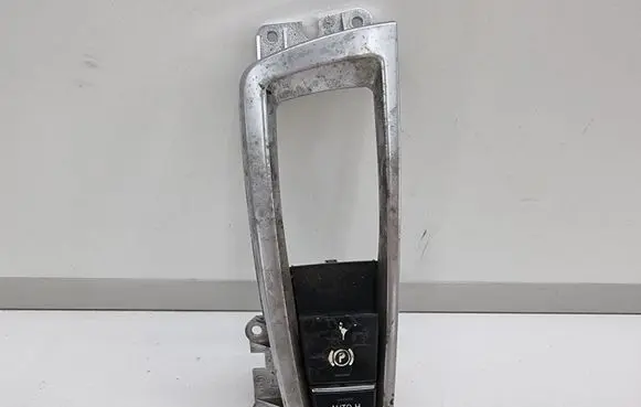 BMW 5 F10 F11 Hand parking brake switch 9385029