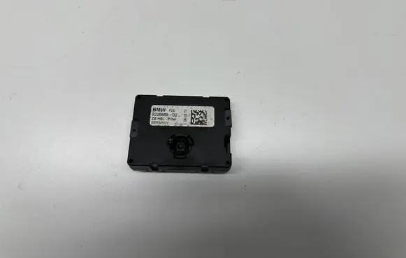 BMW 1 F20 F21 Aerial antenna filter 9226888 922688802