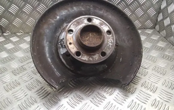 Volvo V70 Rear wheel hub 9200623