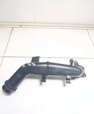 Opel Insignia A Intercooler hose/pipe GM13240176 VRB315805007