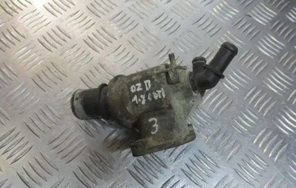 Opel Zafira B Thermostat housing 