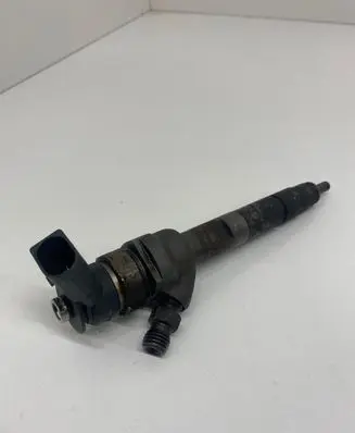 BMW 1 E81 E87 Fuel injector 7798446 779844604 0445110
