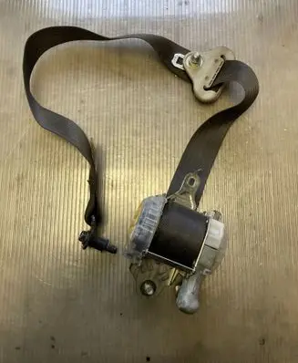 Subaru Forester SH Front seatbelt G087917 G087901