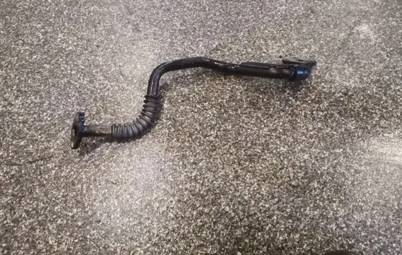 Toyota Avensis T250 Turbo turbocharger oiling pipe/hose