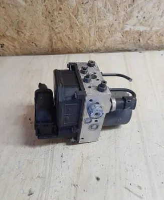 Audi A4 S4 B6 8E 8H ABS Pump 8E0614517A