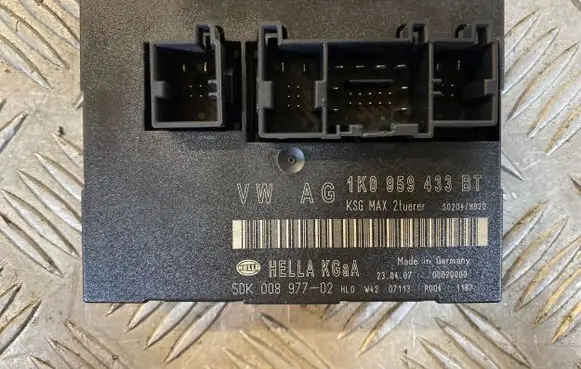 Volkswagen Golf Plus Comfort/convenience module 1K0959433BT 00020000 5DK00897702