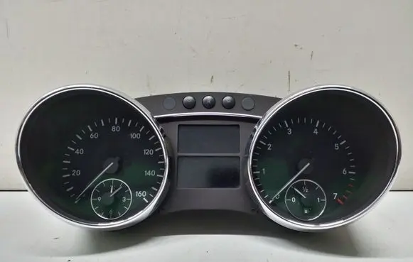 Mercedes-Benz R W251 Speedometer (instrument cluster) A2515408047 A2515403211 A2514420321