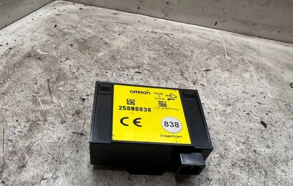 Opel Antara Door central lock control unit/module 25808838