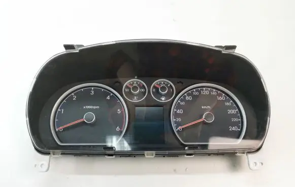 Hyundai i30 Speedometer (instrument cluster) 940032R240 11001335501U