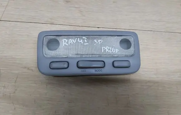 Toyota RAV 4 (XA10) Headlining lighting console trim 