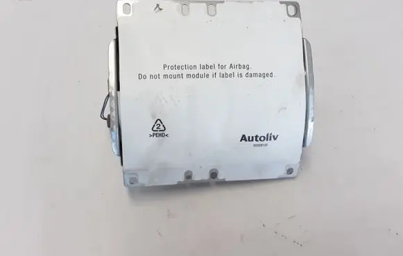 Volvo C70 Passenger airbag