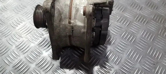 Volkswagen Golf IV Generator/alternator 037903025E 0124315004