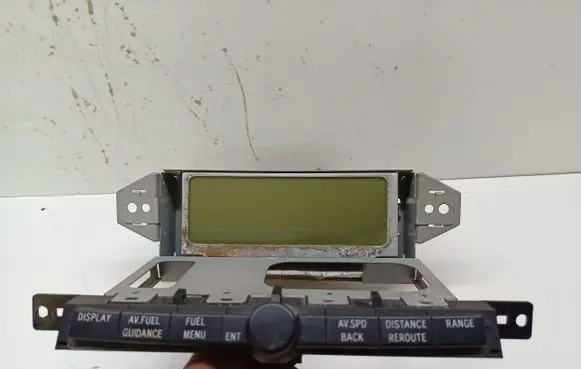 Toyota Avensis T250 Screen/display/small screen 8611005020 241390 CNTS6270LC
