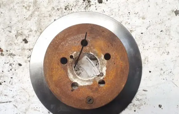 Toyota Avensis T250 Rear brake disc