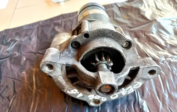 Peugeot 206 CC Starter motor D6RA109