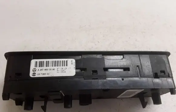 Mercedes-Benz ML W164 Electric window control switch A2518300090 03728350