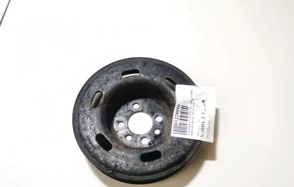 Volkswagen Golf V Crankshaft pulley 06a105255f