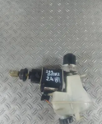 Mercedes-Benz E W211 Brake booster A0004300312