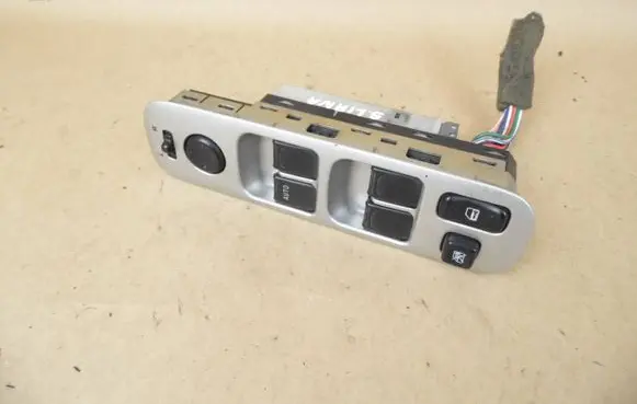Suzuki Liana Quarter vent window switch 