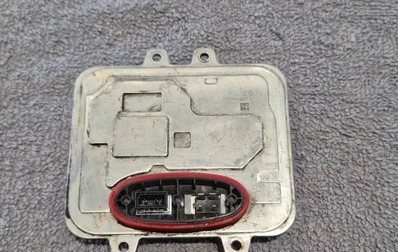 Mercedes-Benz Sprinter W906 Xenon control unit/module 5DV00961040 0002152
