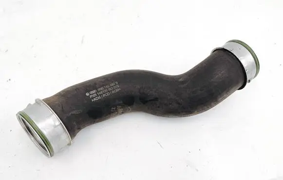 Volkswagen Tiguan Intercooler hose/pipe 5N0145832S