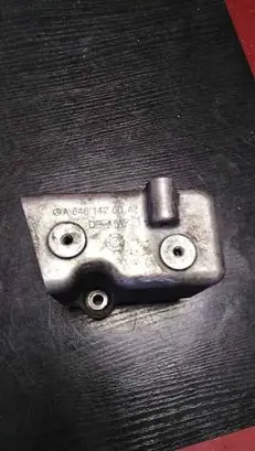 Mercedes-Benz Vito Viano W639 Engine mounting bracket A6461420042
