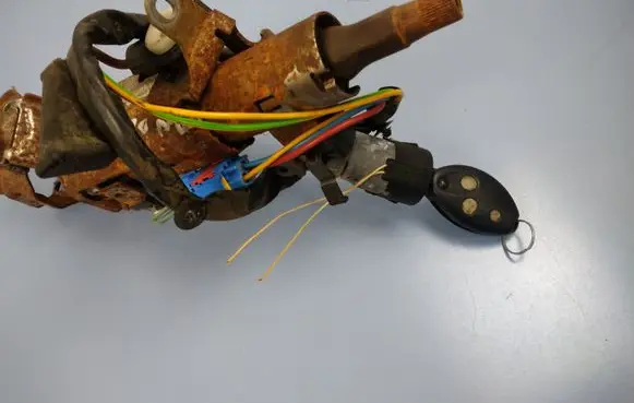 Citroen C5 Ignition lock 9648445180
