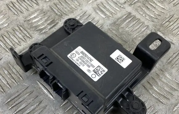 Jeep Grand Cherokee Other control units/modules 068293147AC