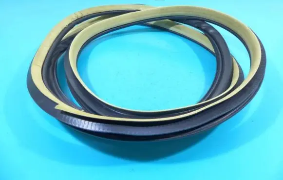 Rubber seal rear door