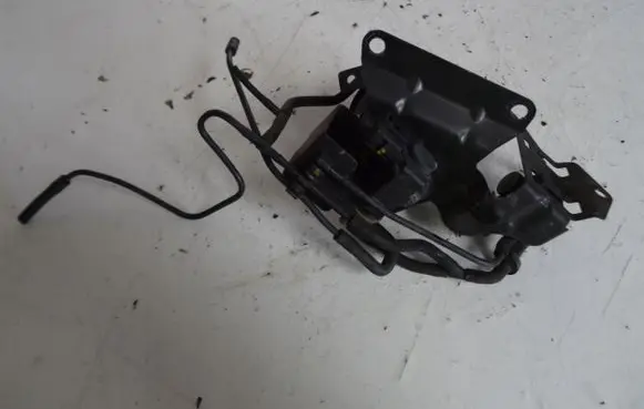 Audi A4 S4 B8 8K Turbo solenoid valve 8K0906627
