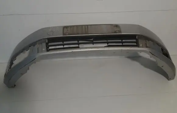 Volkswagen PASSAT B7 Front bumper