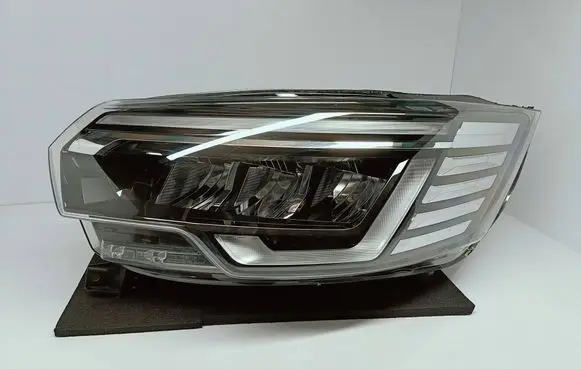 Renault Trafic III (X82) Headlight/headlamp 260601790R L1814 01472101