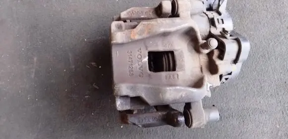 Volvo XC90 Rear brake caliper 31445756
